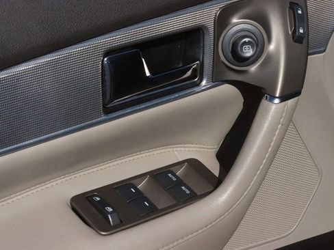 Used 2015 Lincoln MKX AWD w/ Equipment Group 102A image 12