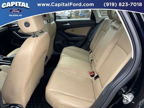 Used 2020 Volkswagen Jetta SE image 16