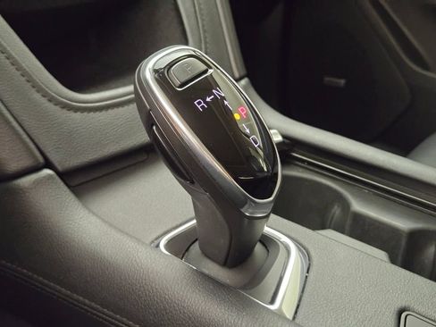 Used 2019 Cadillac XT5 Premium Luxury AWD/4WD image 33