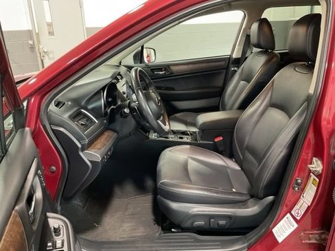 Used 2018 Subaru Outback 2.5i Limited AWD/4WD image 18