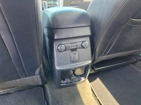 Used 2016 Ford Explorer XLT w/ Equipment Group 202A FWD image 27