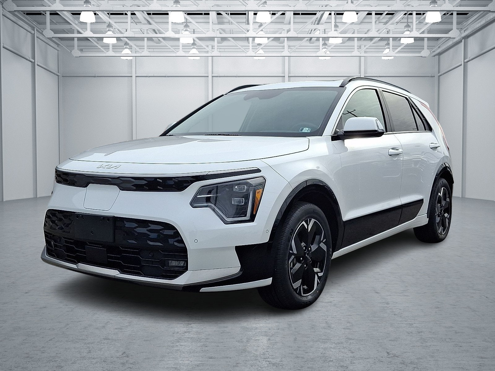 Used 2023 Kia Niro Wave w/ Wave Preserve Package FWD image 3