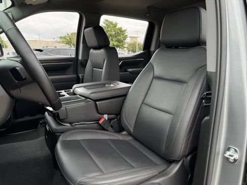 Used 2026 GMC Sierra 1500 SLT AWD/4WD image 26