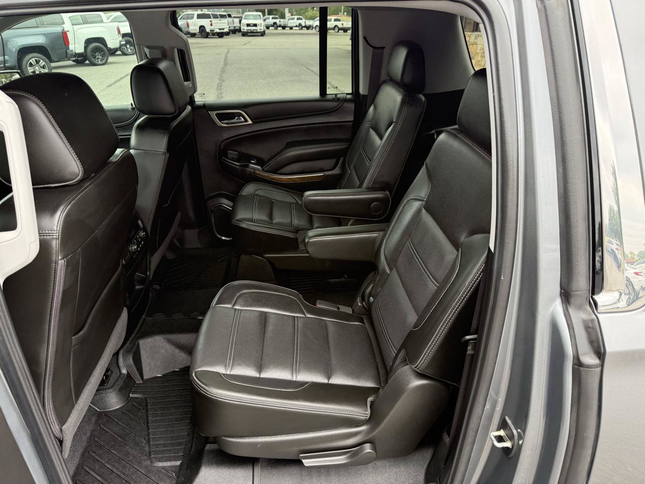 Used 2020 GMC Yukon XL Denali w/ Open Road Package AWD/4WD image 15