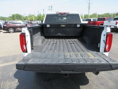 Certified 2022 GMC Sierra 2500 AT4 w/ AT4 Premium Plus Package AWD/4WD image 8