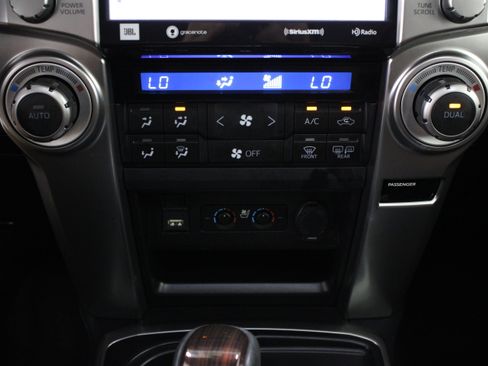 Used 2024 Toyota 4Runner Limited RWD image 20