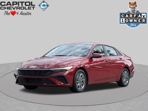 Used 2024 Hyundai Elantra SEL FWD image 1