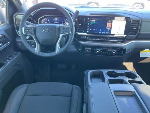 New 2026 Chevrolet Silverado 1500 LT Trail Boss w/ LPO, Dark Essentials Package AWD/4WD image 16