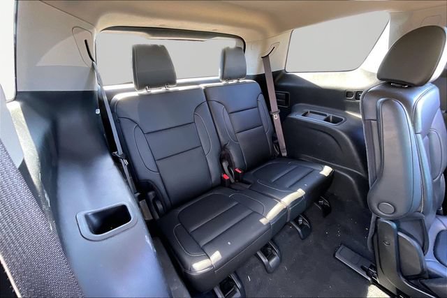 Used 2023 GMC Acadia SLT AWD/4WD image 18