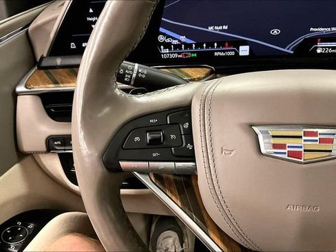 Used 2021 Cadillac Escalade ESV Sport Platinum w/ LPO, ONYX Package AWD/4WD image 28