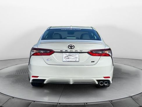 Used 2023 Toyota Camry SE FWD image 4