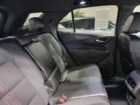 Certified 2023 Chevrolet Equinox RS FWD image 14