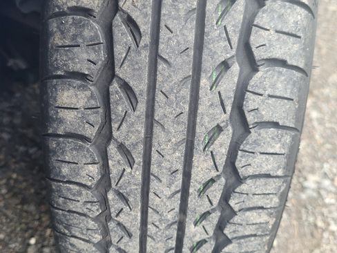 Used 2014 Toyota Yaris LE image 35