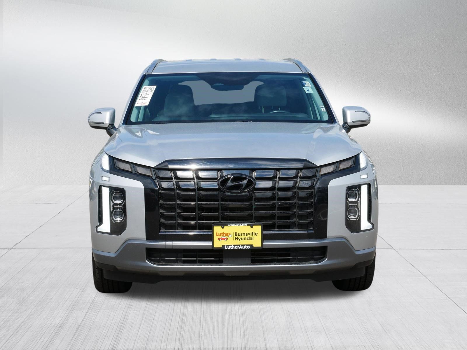 Used 2024 Hyundai Palisade SEL AWD/4WD image 2