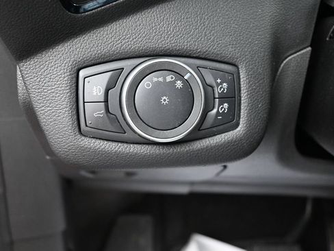 Used 2019 Ford Escape Titanium FWD image 14