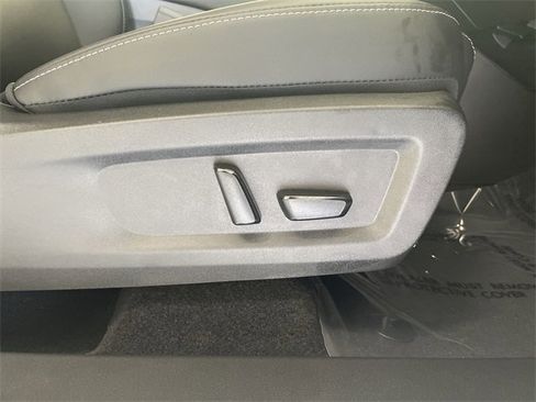 Certified 2025 Nissan Murano SV image 21