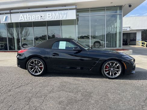 Certified 2023 BMW Z4 M40i w/ Premium Package image 9