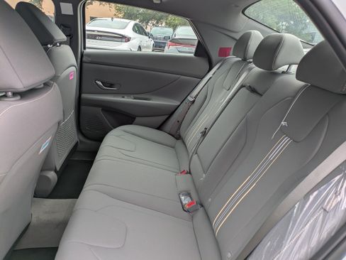 New 2026 Hyundai Elantra SEL Sport FWD image 13