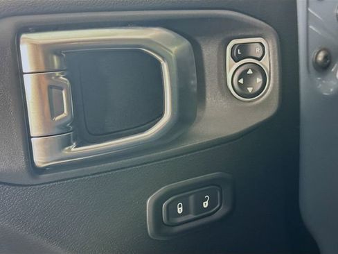 New 2026 Jeep Wrangler Unlimited Rubicon AWD/4WD image 17
