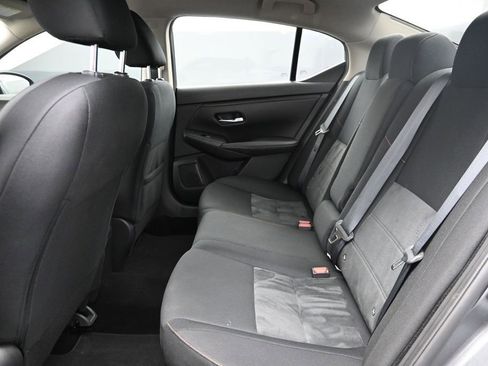 Used 2023 Nissan Sentra SR w/ Midnight Edition Package FWD image 12