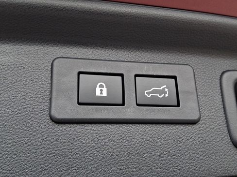 Used 2024 Subaru Forester Touring image 36