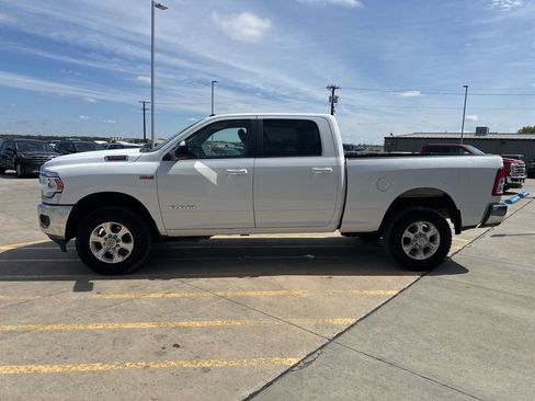 Used 2020 RAM 2500 Big Horn w/ Level 1 Equipment Group AWD/4WD image 4