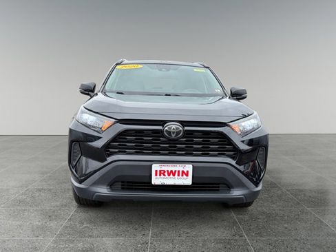 Used 2020 Toyota RAV4 LE AWD/4WD image 9
