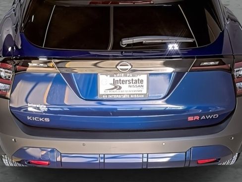 New 2026 Nissan Kicks SR w/ Cold Weather Package image 11