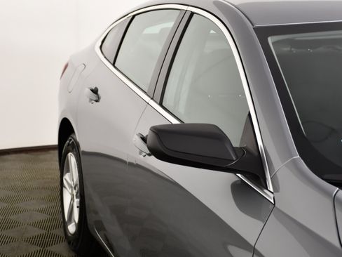 Used 2024 Chevrolet Malibu LS FWD image 14