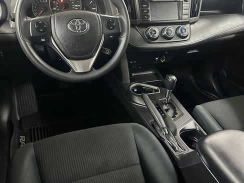 Used 2016 Toyota RAV4 LE AWD/4WD image 23