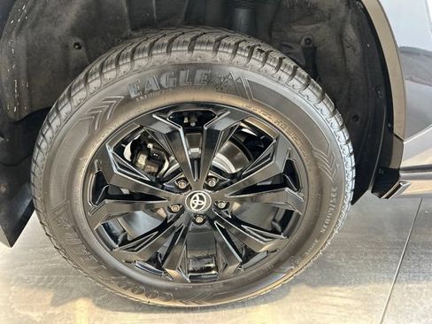 Used 2023 Toyota RAV4 SE AWD/4WD image 19