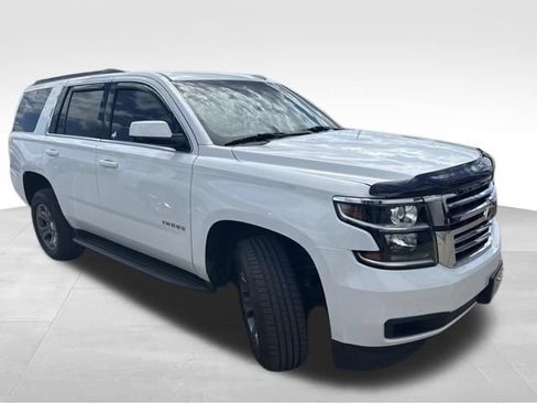 Used 2020 Chevrolet Tahoe LS w/ Enhanced Driver Alert Package AWD/4WD image 3