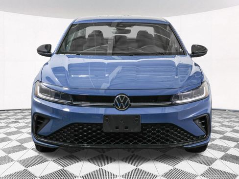 Used 2025 Volkswagen Jetta Sport FWD image 10