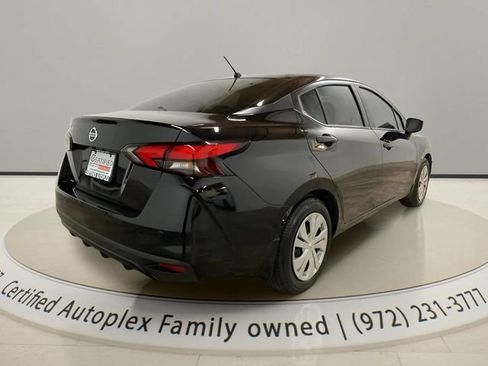 Used 2021 Nissan Versa S image 4