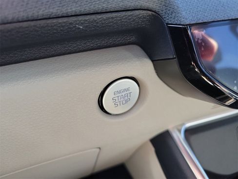 New 2026 Kia Carnival EX image 33