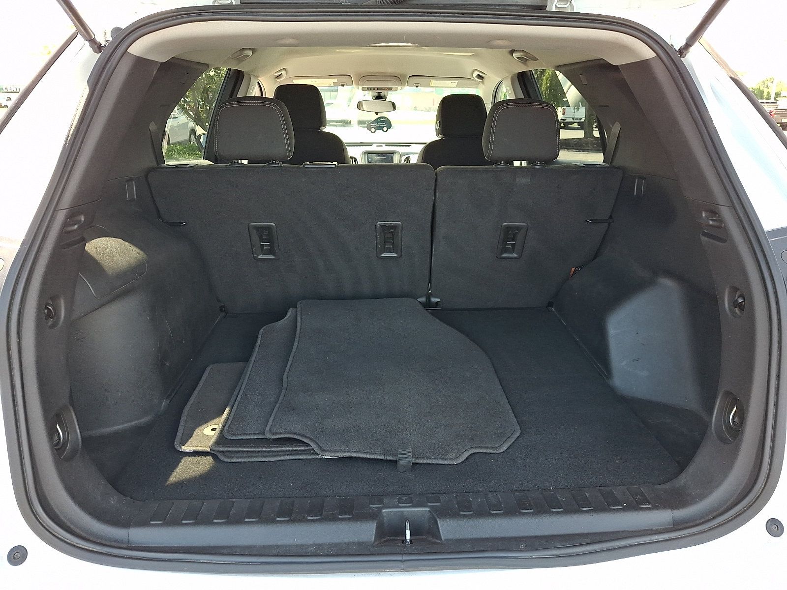 Certified 2022 Chevrolet Equinox LS w/ LS Convenience Package AWD/4WD image 27