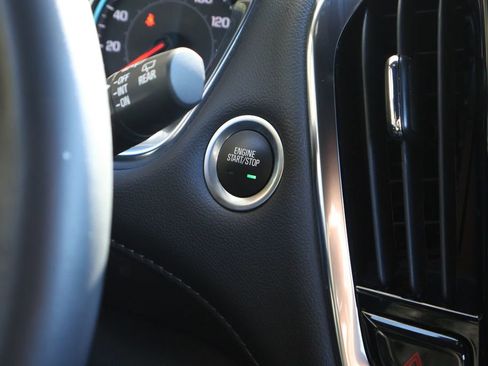 Certified 2023 Chevrolet Traverse LT image 28