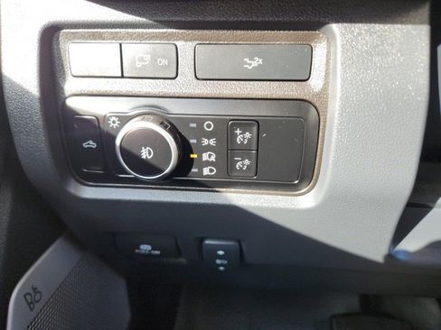 Certified 2024 Ford F350 Lariat w/ Lariat Ultimate Package image 32