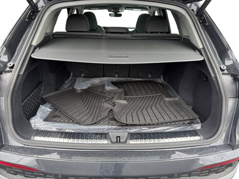 Certified 2025 Audi Q5 Premium Plus w/ Premium Plus image 17