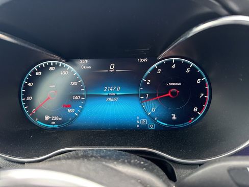 Used 2021 Mercedes-Benz GLC 300 4MATIC image 10