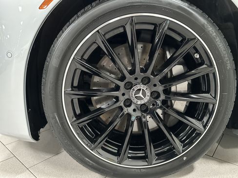 Certified 2024 Mercedes-Benz S 580 4MATIC Sedan image 11