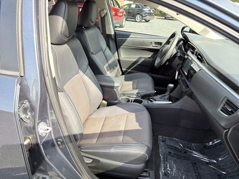 Used 2015 Toyota Corolla S image 13