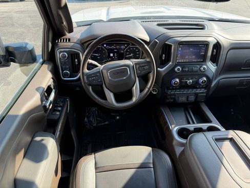 Used 2021 GMC Sierra 2500 Denali w/ Denali Ultimate Package AWD/4WD image 17