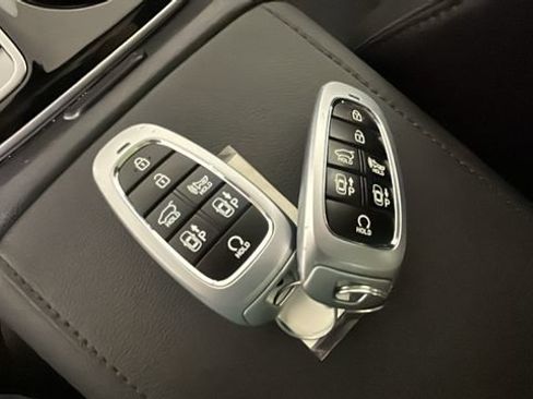 Certified 2024 Hyundai Tucson Limited AWD/4WD image 20