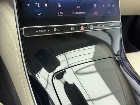 Used 2022 Mercedes-Benz S 500 4MATIC w/ Warmth & Comfort Package image 33