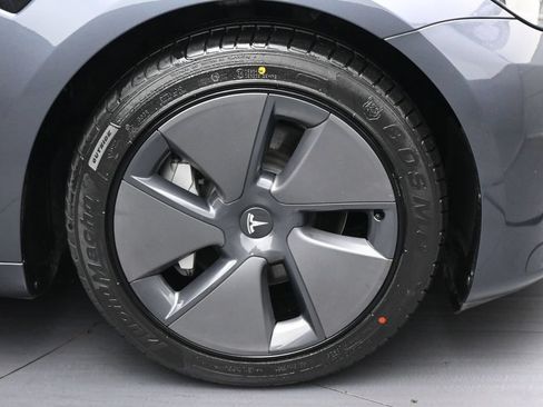 Used 2023 Tesla Model 3 Standard Range RWD image 9