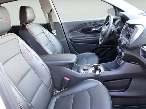 Used 2024 GMC Terrain AT4 image 25