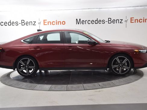 Used 2023 Honda Accord Sport image 7