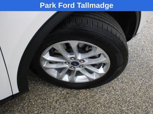 Used 2022 Ford Escape SE w/ Cold Weather Package AWD/4WD image 27