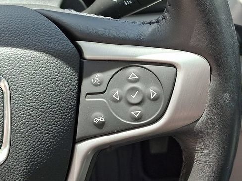 Used 2022 GMC Terrain SLT w/ Tech Package FWD image 22